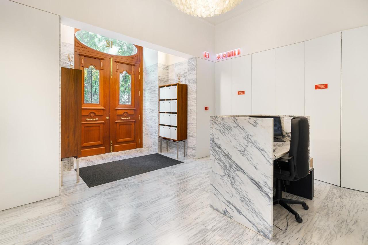 Whome | Av. Da Liberdade Deluxe Apartment W/ S-Pool, Gym & Parking Lisbon Exterior photo
